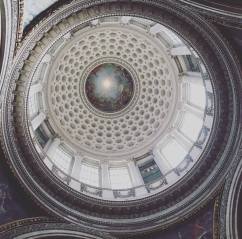 Pantheon dentro